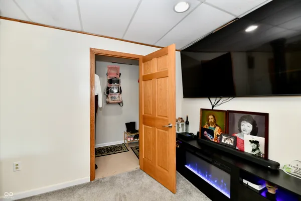 $250,000 | 4020 South Lynhurst Drive, Indianapolis, IN 46221