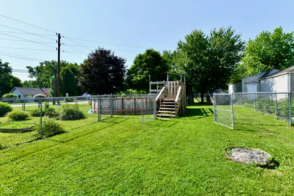 $250,000 | 4020 South Lynhurst Drive, Indianapolis, IN 46221