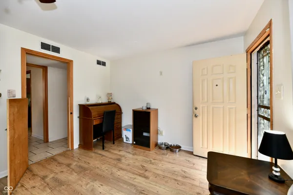 $250,000 | 4020 South Lynhurst Drive, Indianapolis, IN 46221