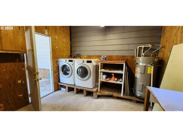 $305,000 | 95607 Jerry's Flat Road, Gold Beach, OR 97444