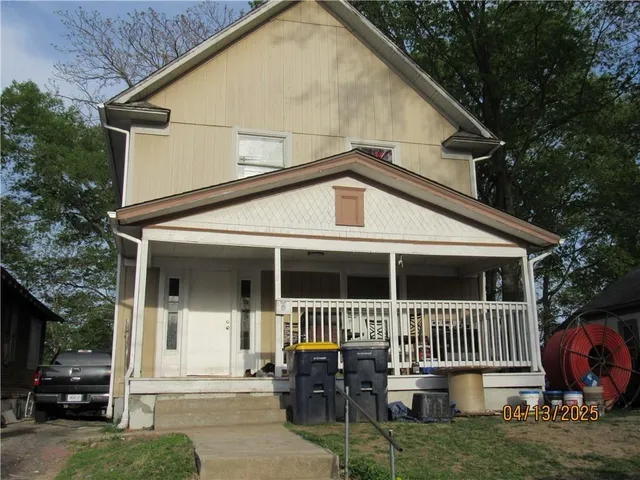 $145,000 | 932 Greeley Avenue, Kansas City, KS 66101