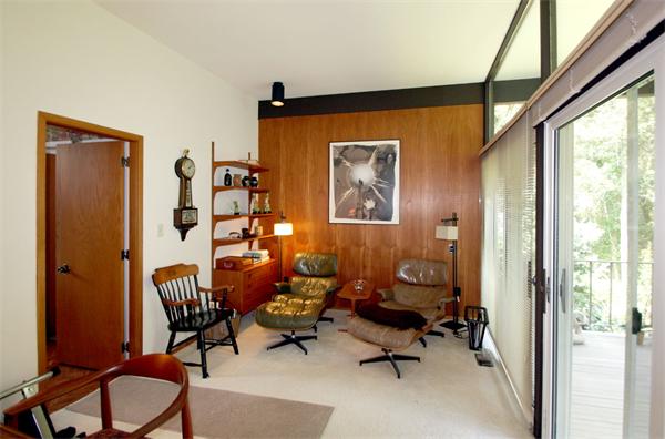 16 Brewster Road Wayland, MA 01778 - Photo 9 of 24 Gallery Image 9