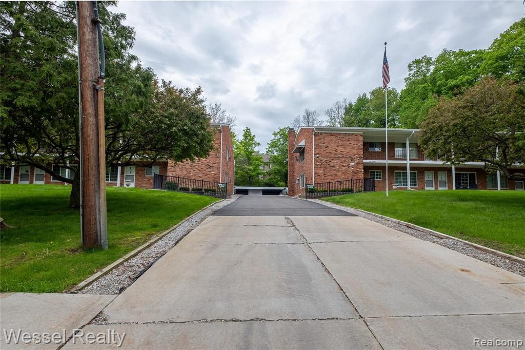 417 Prospect Street, Unit 206 Romeo, MI 48065 - Photo 22 of 25