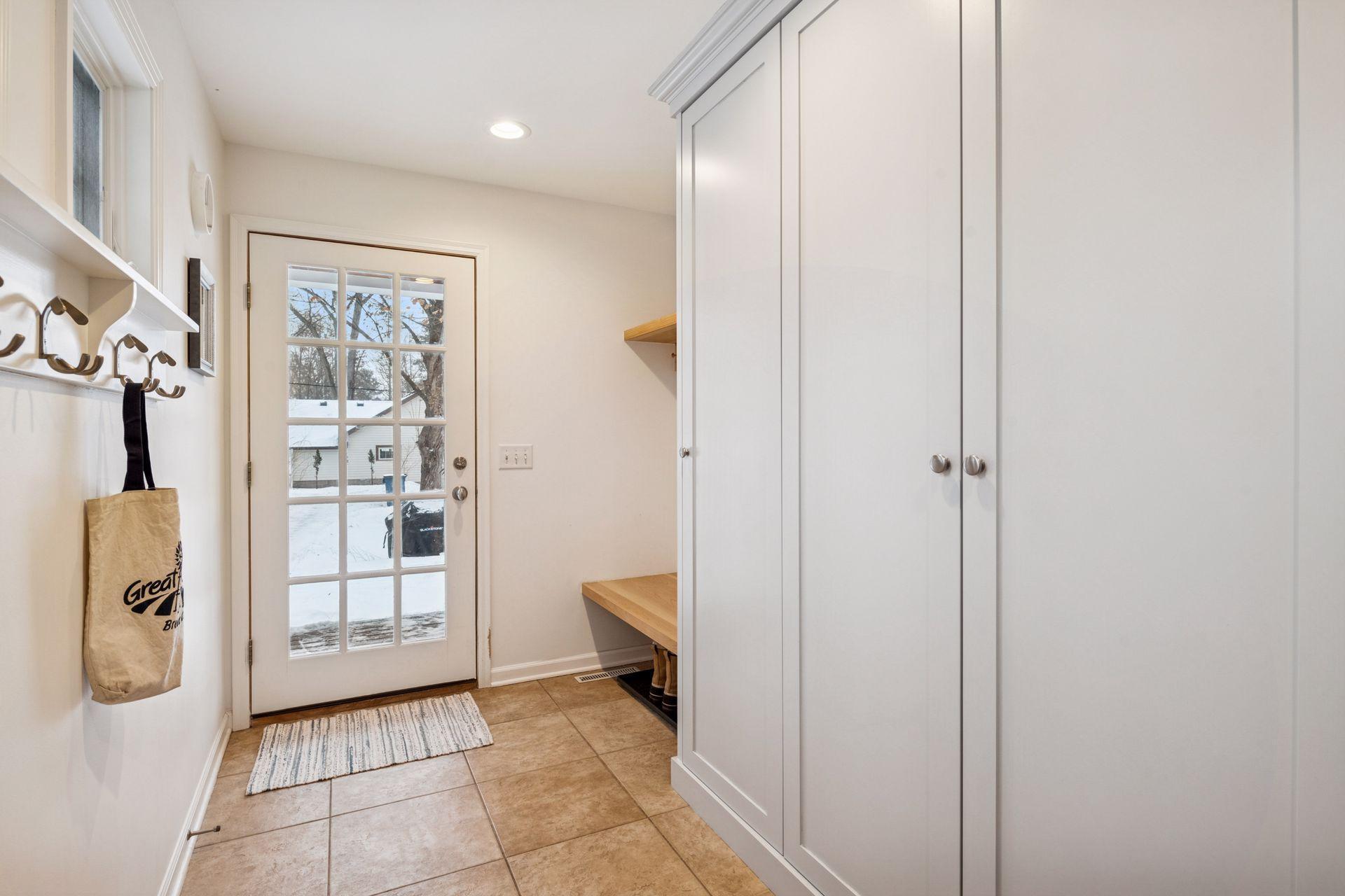 4111 Morningside Road Edina, MN 55416 - Photo 33 of 50