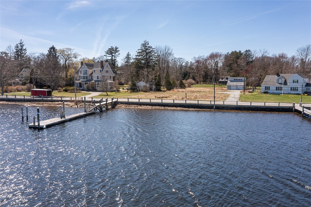 11 Mathewson Road Barrington, RI 02806 - Photo 8 of 10 Gallery Image 8