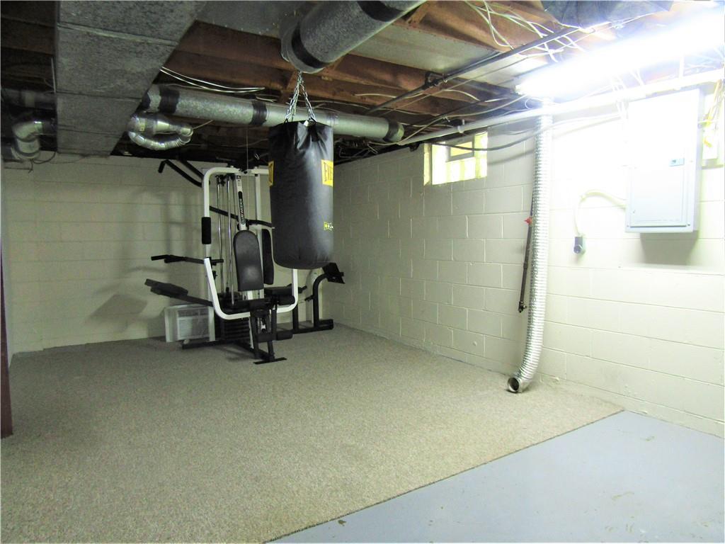 6402 Maple Drive Indianapolis, IN 46220 - Photo 31 of 38