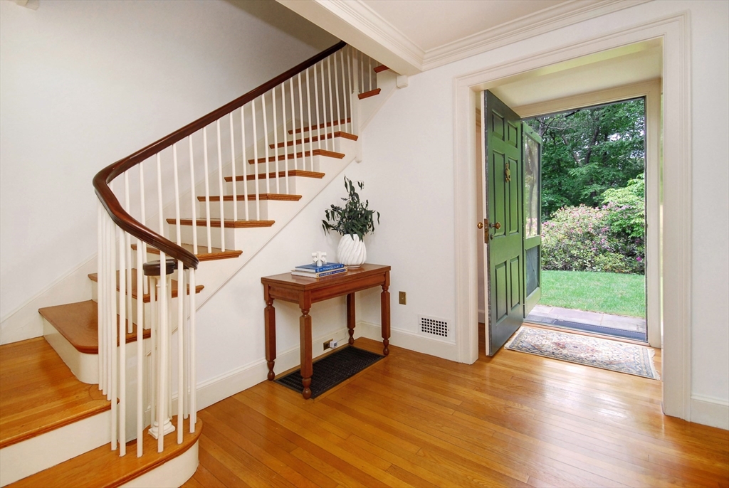96 Lexington Road Lincoln, MA 01773 - Photo 3 of 41