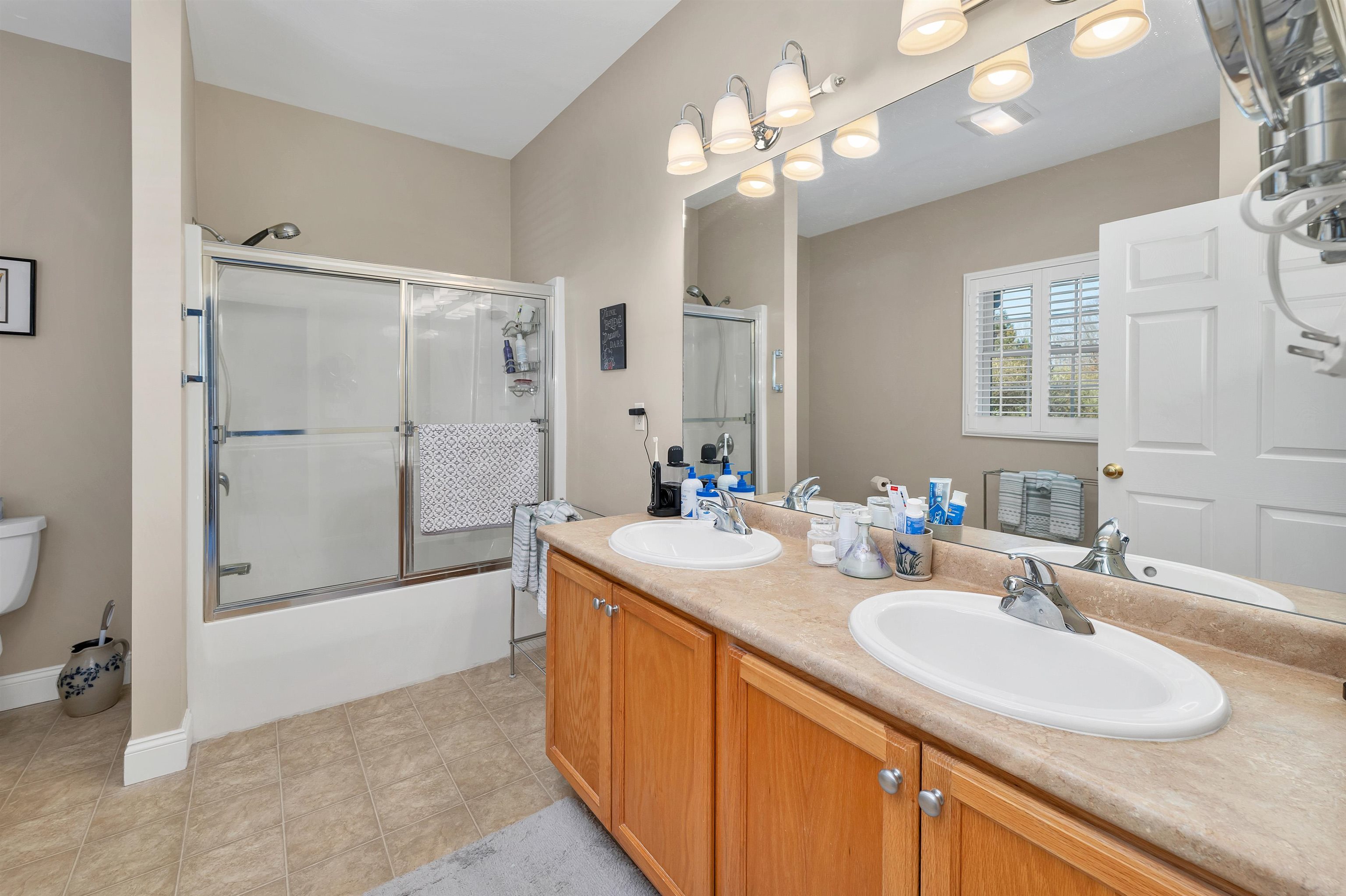 20 Leddy Drive Epping, NH 03042 - Photo 17 of 41