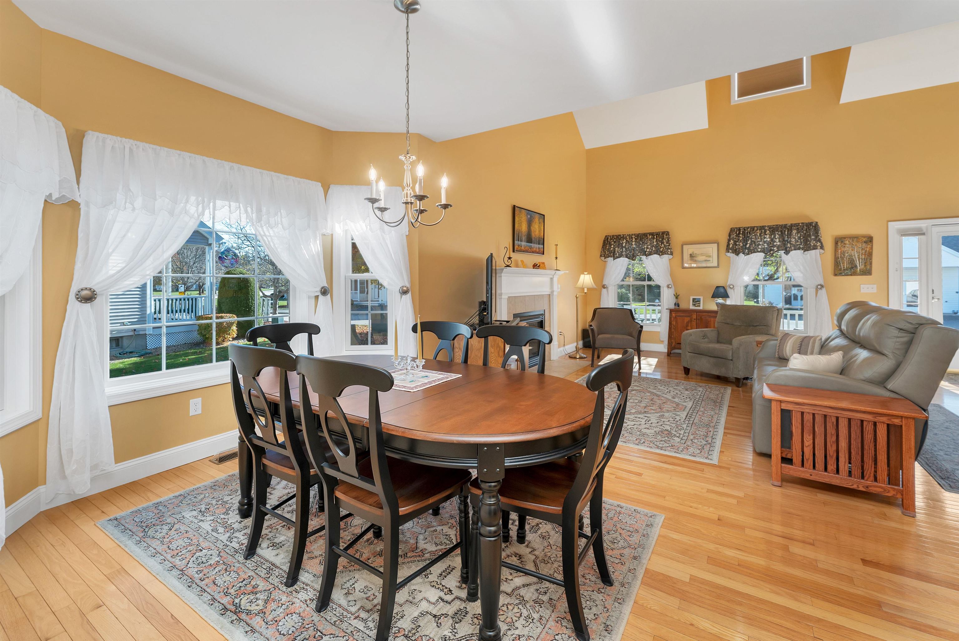 20 Leddy Drive Epping, NH 03042 - Photo 5 of 41