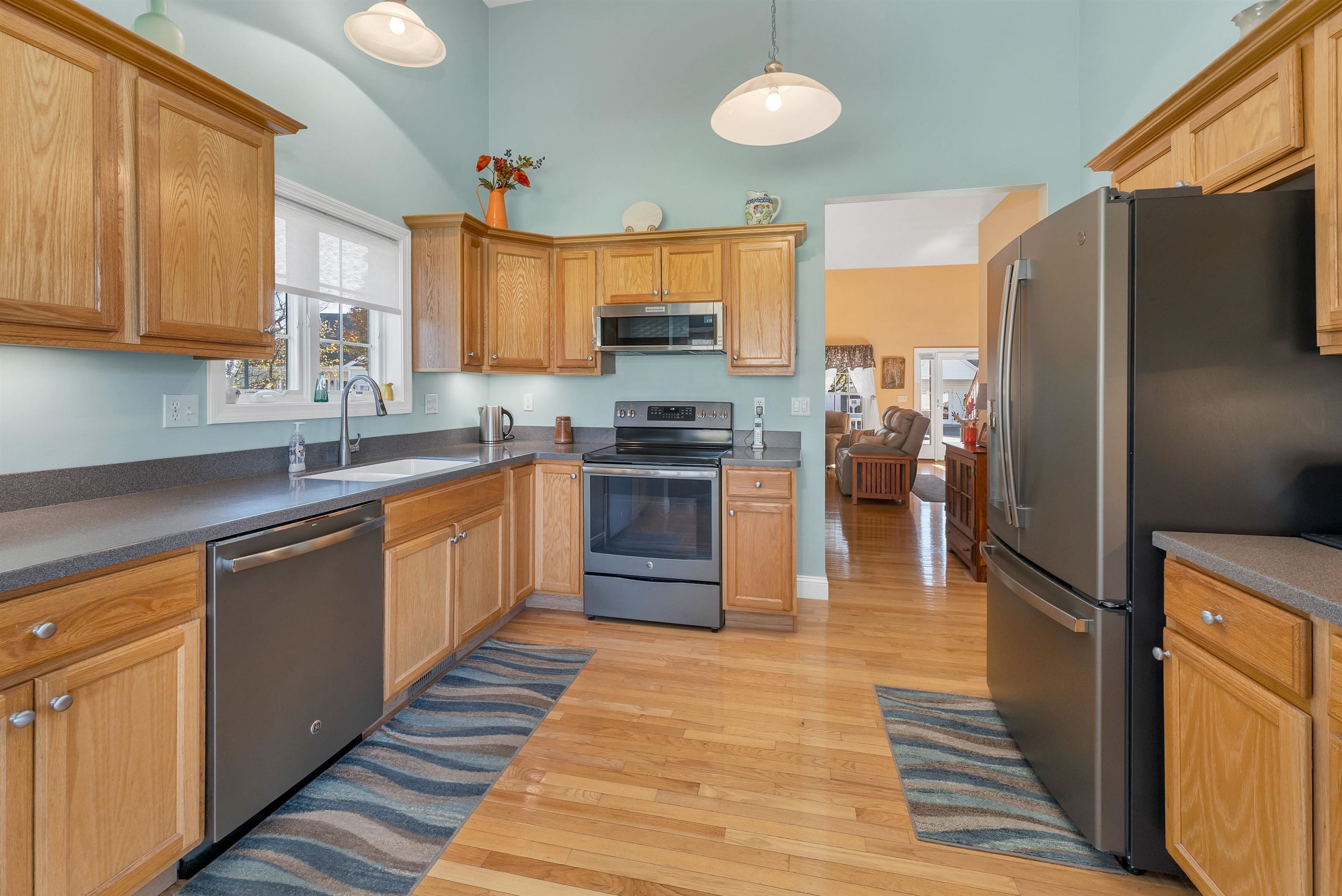 20 Leddy Drive Epping, NH 03042 - Photo 7 of 41