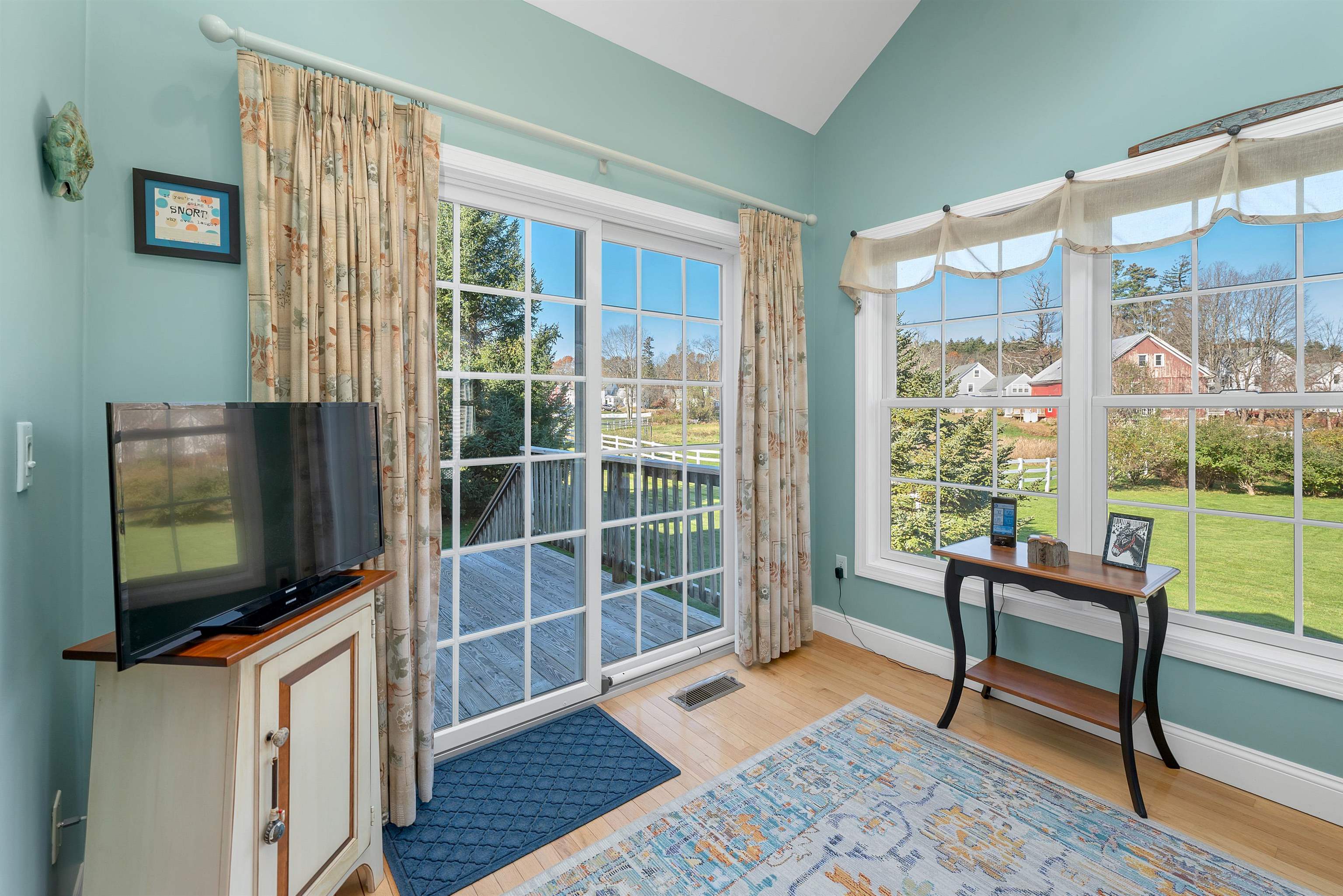 20 Leddy Drive Epping, NH 03042 - Photo 9 of 41