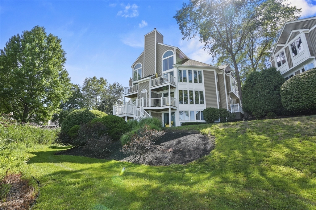39 Pointe Rok Drive, Unit 39 Worcester, MA 01604 - Photo 4 of 42 Gallery Image 4