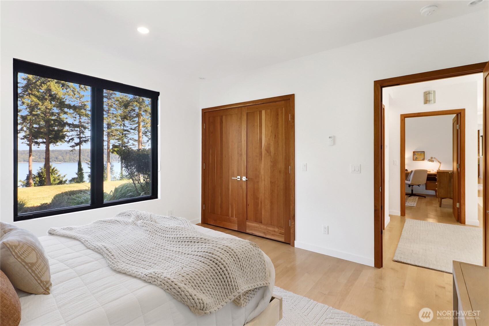 13781 Gibralter Road Anacortes, WA 98221 - Photo 25 of 40 Gallery Image 25