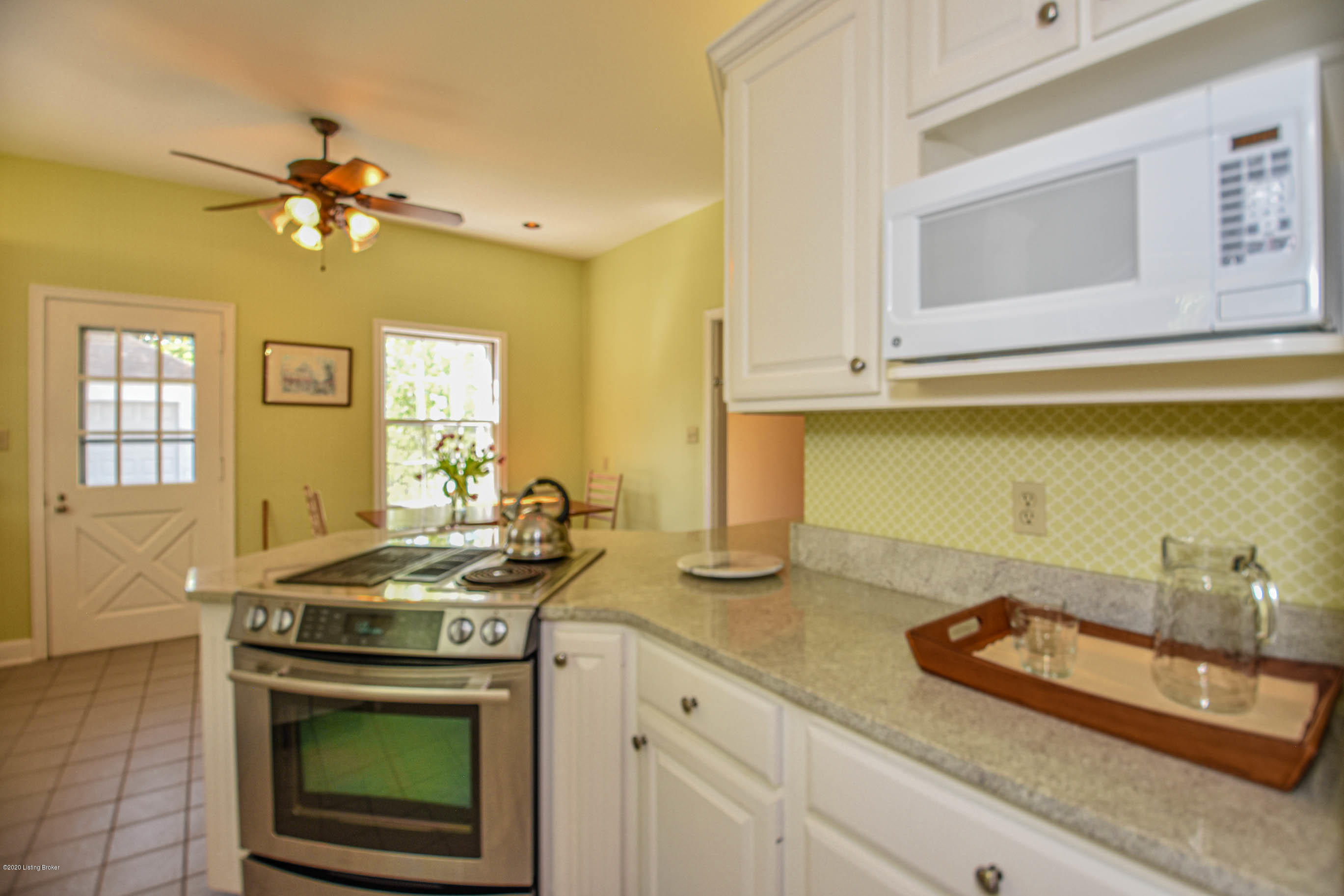 2924 Lexington Road Louisville, KY 40206 - Photo 22 of 70 (30 of 83)