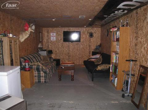 5176 East Carpenter Road Flint, MI 48506 - Photo 20 of 28 20153014-19.JPG