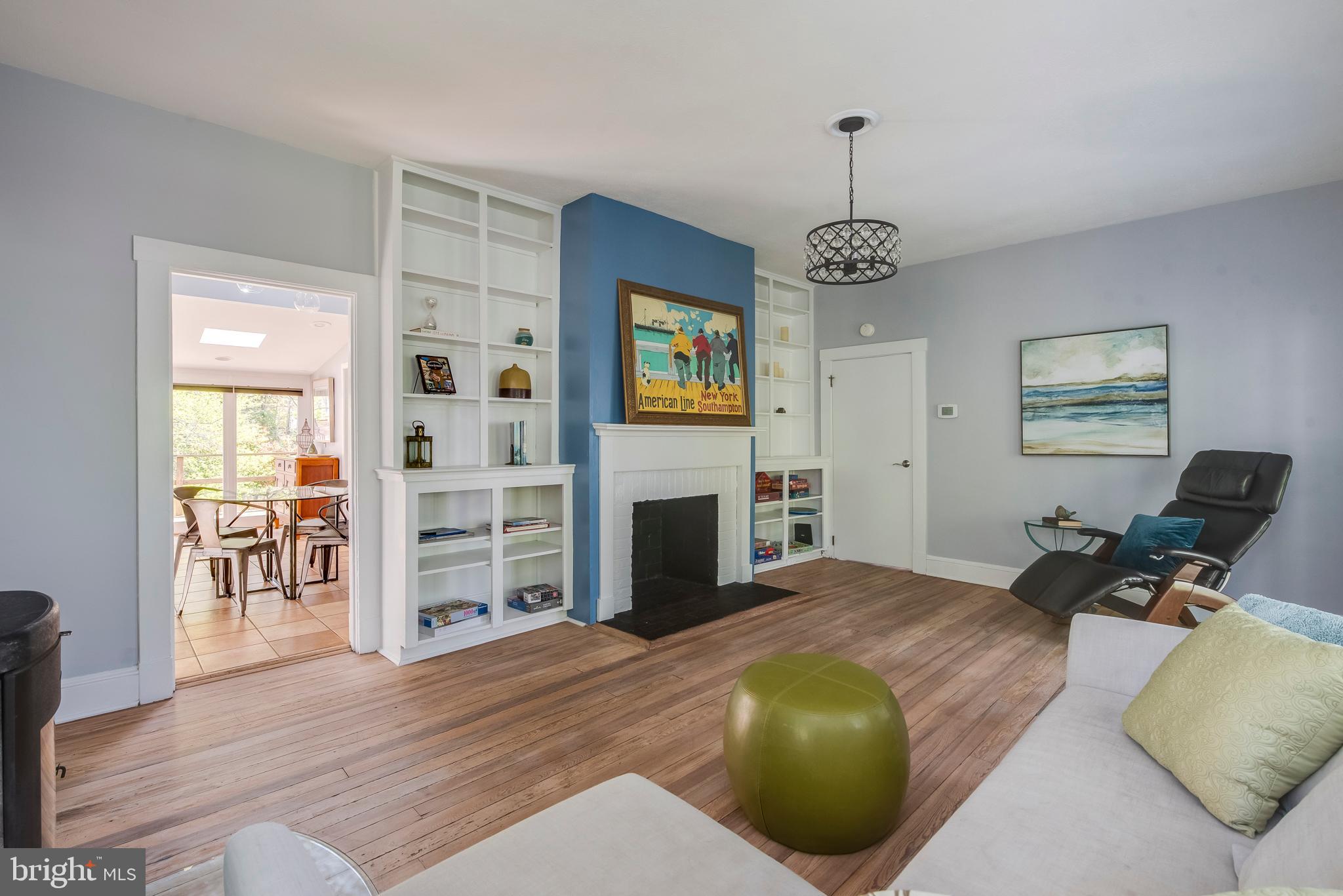 3 Ridout Road Severna Park, MD 21146 - Photo 6 of 39 Living Room
