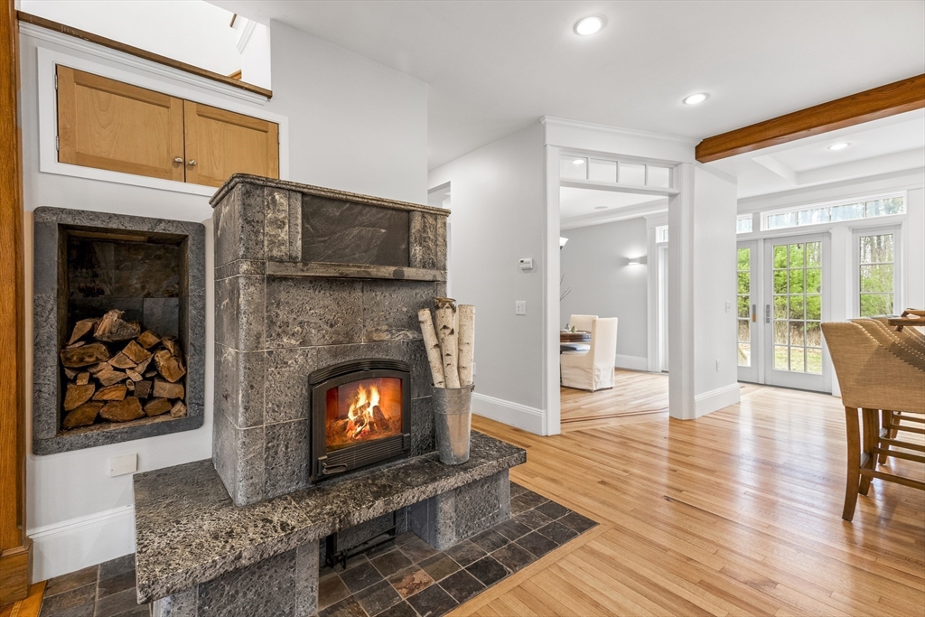 215 John Mowry Road Smithfield, RI 02917 - Photo 9 of 42 Gallery Image 9
