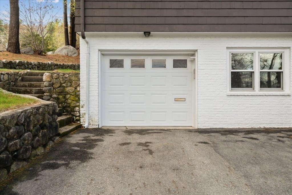 126 Standish Road Lynn, MA 01904 - Photo 36 of 42 Gallery Image 36