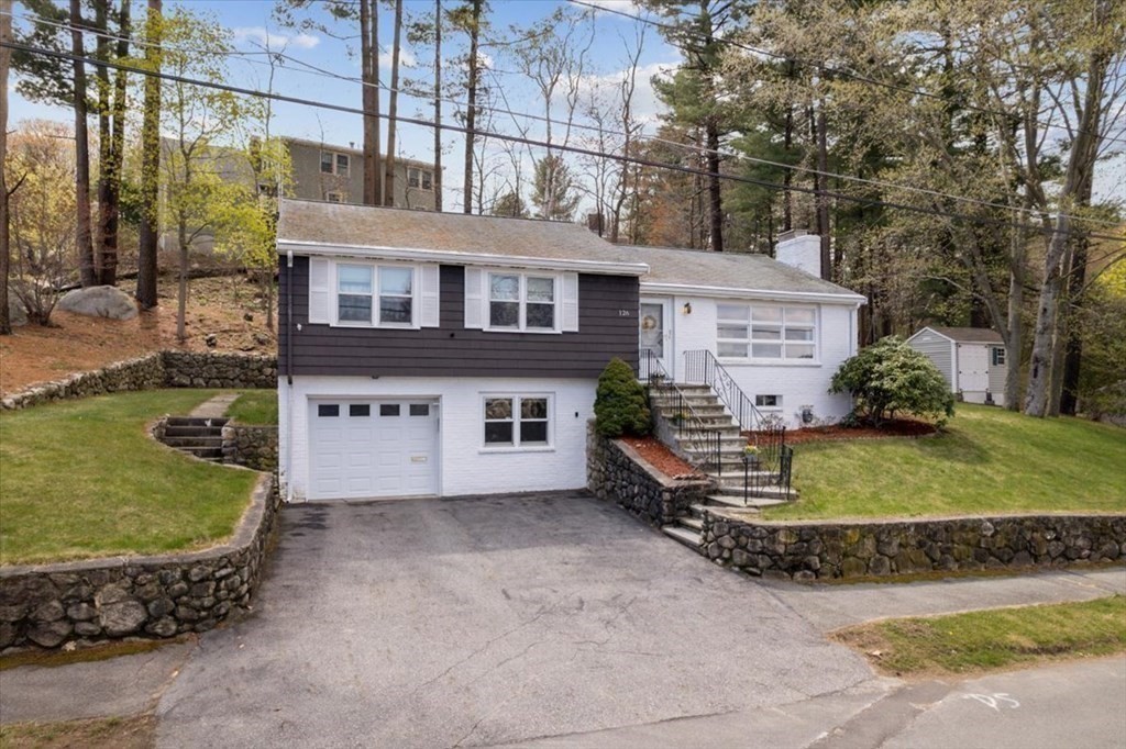 126 Standish Road Lynn, MA 01904 - Photo 37 of 42 Gallery Image 37