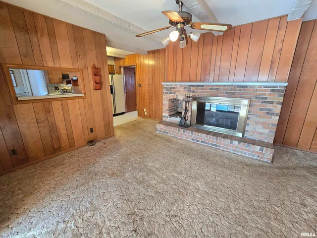 $155,900 | 405 Westhaven Drive, Centralia, IL 62801