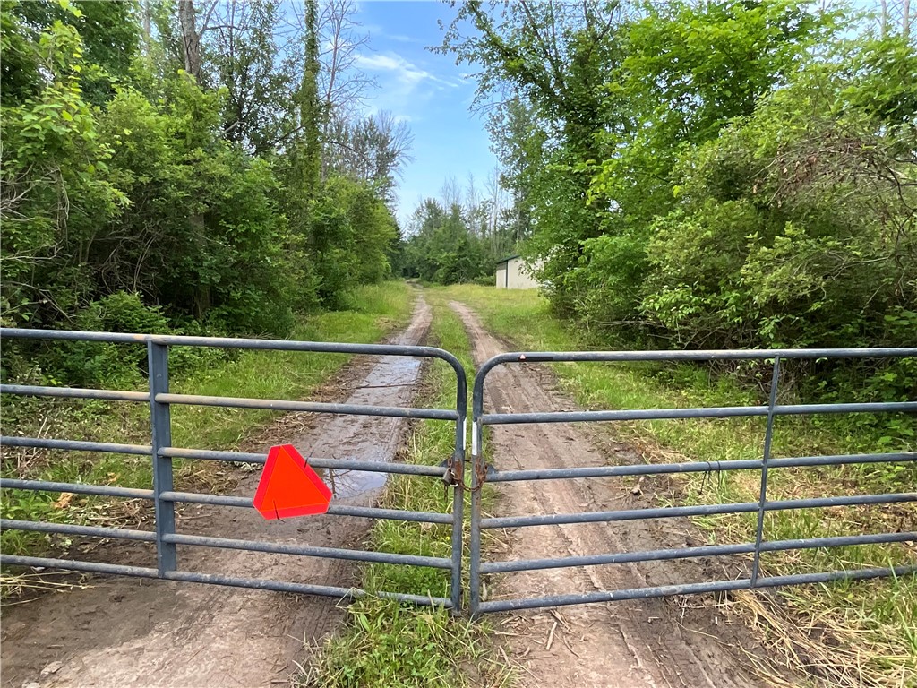 West Barre Road Albion, NY 14411 - Photo 5 of 16 The gateway to lasting memories!