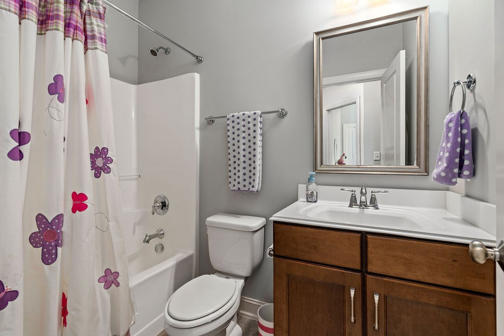 7009 Carries Reach Way Raleigh, NC 27614 - Photo 22 of 30 Bathroom
