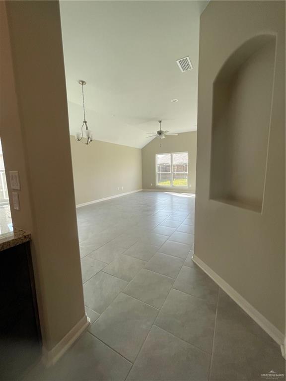 14333 Chalk Rdg Drive McAllen, TX 78504 - Photo 4 of 19