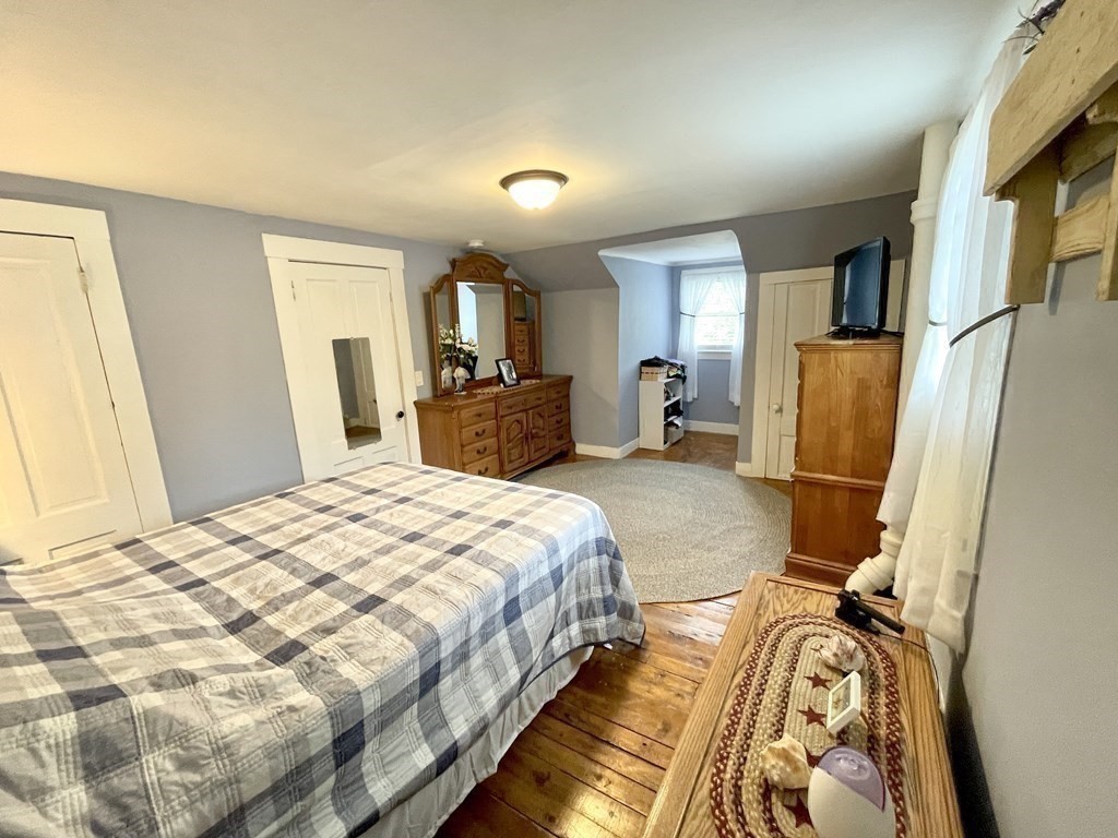 5 Chester Avenue Ware, MA 01082 - Photo 14 of 28 Gallery Image 14