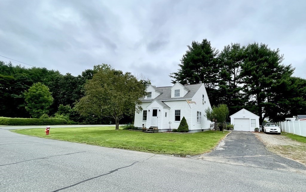 5 Chester Avenue Ware, MA 01082 - Photo 2 of 28 Gallery Image 2