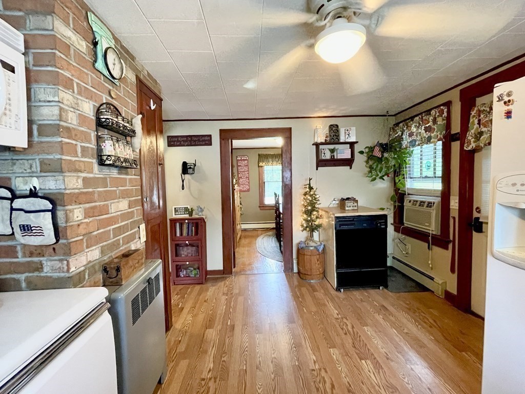 5 Chester Avenue Ware, MA 01082 - Photo 9 of 28 Gallery Image 9