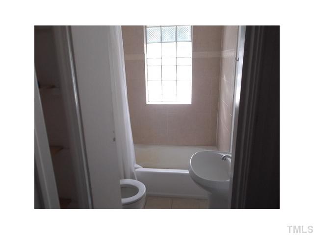 608 East Whitaker Mill Road Raleigh, NC 27608 - Photo 5 of 7