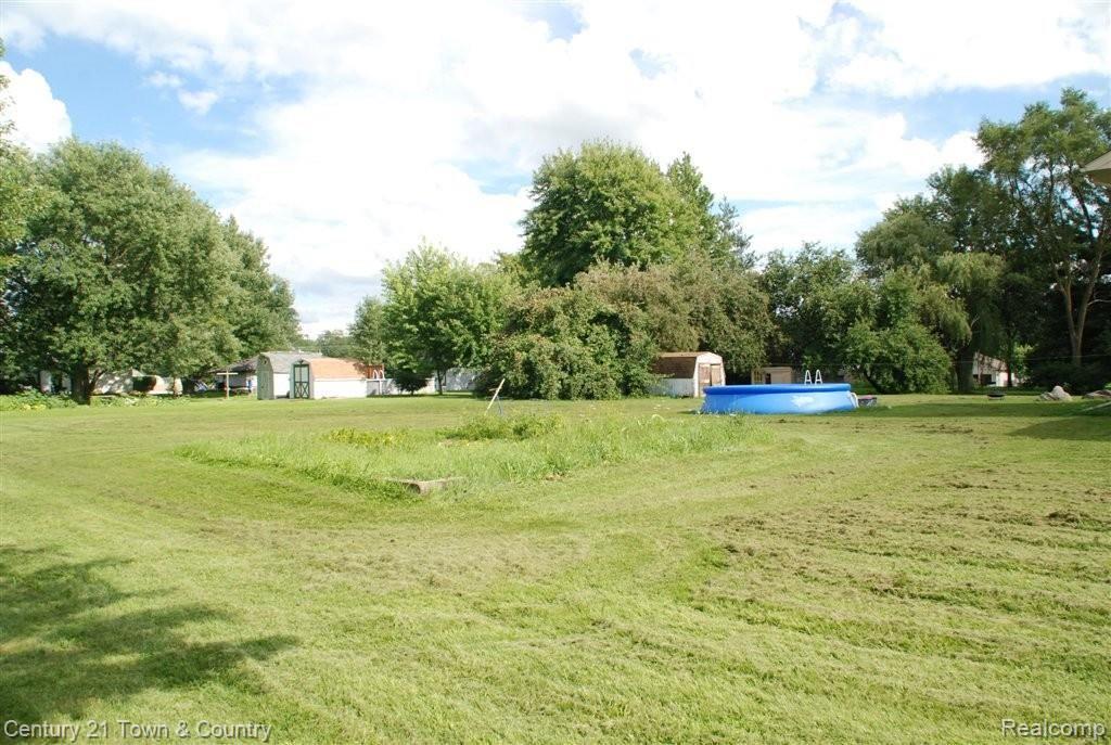5445 Howe Road Grand Blanc, MI 48439 - Photo 5 of 14 Backyard.JPG