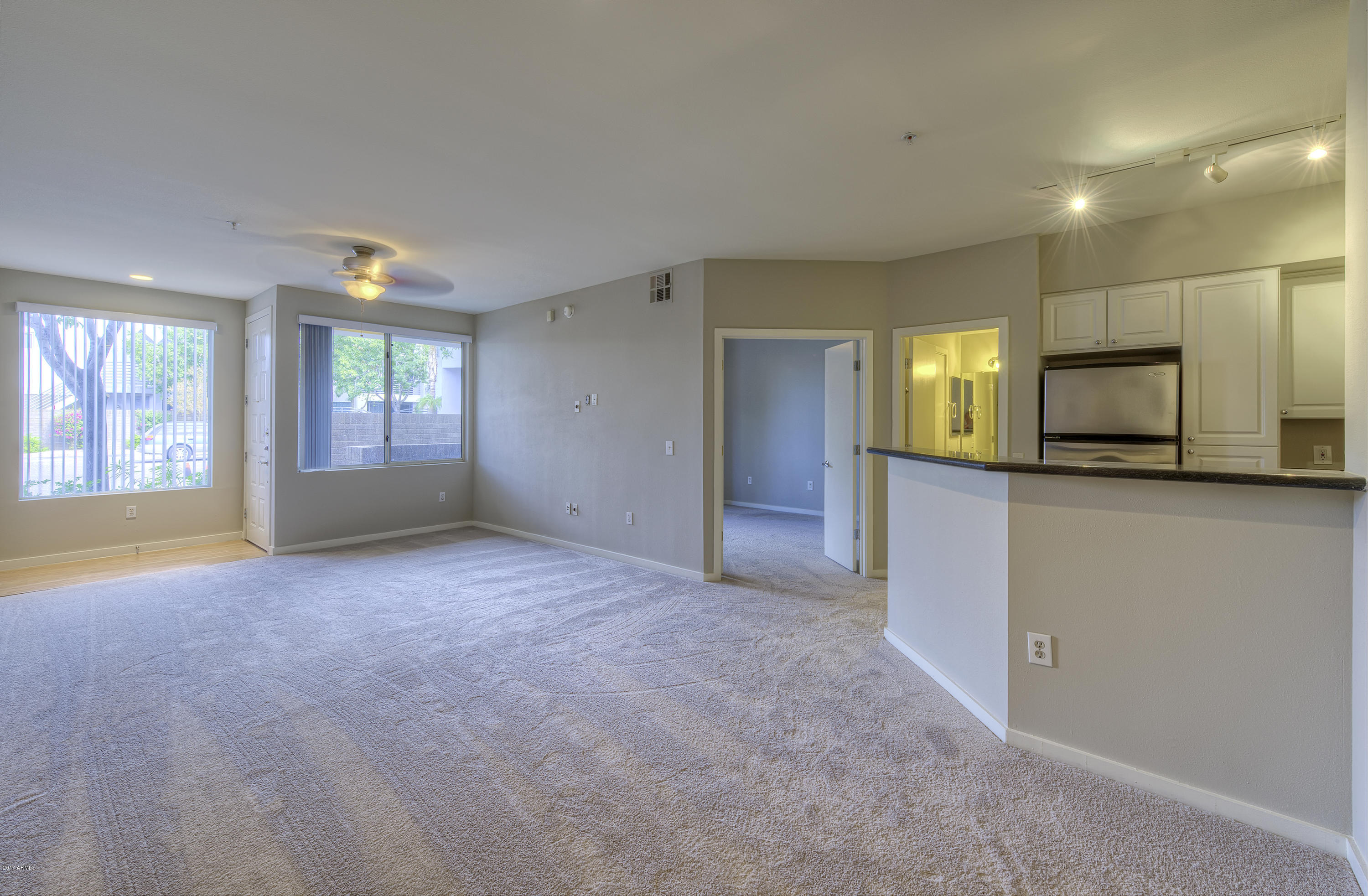 3633 North 3rd Avenue, Unit 1004 Phoenix, AZ 85013 - Photo 3 of 18 Great Room