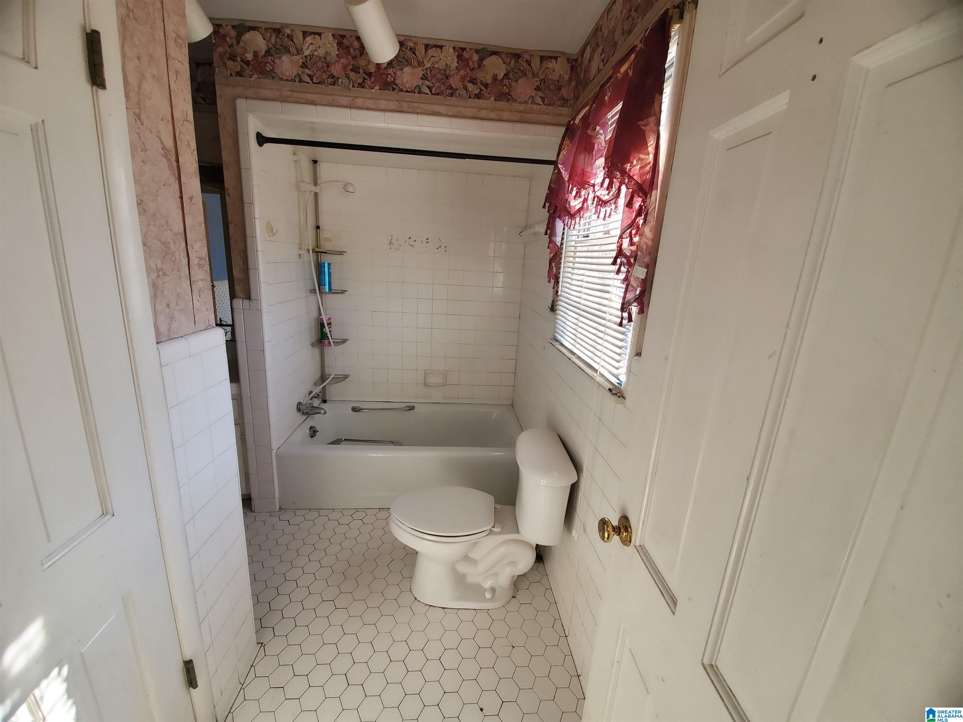 421 Sun Valley Road Birmingham, AL 35215 - Photo 12 of 18