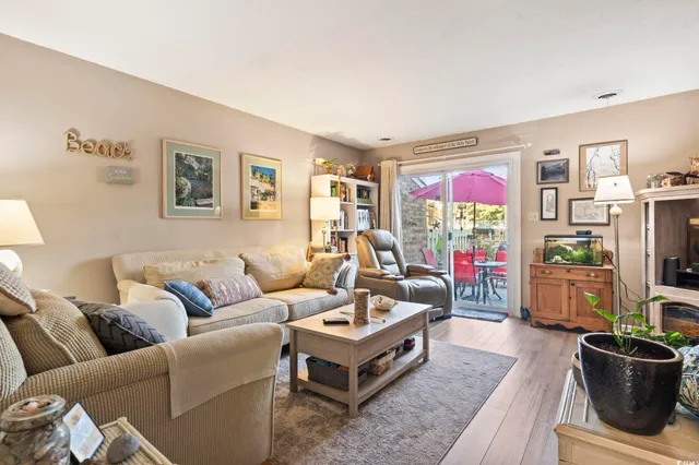 $280,000 | 210 25th Avenue South, Unit 21, Myrtle Beach, SC 29577