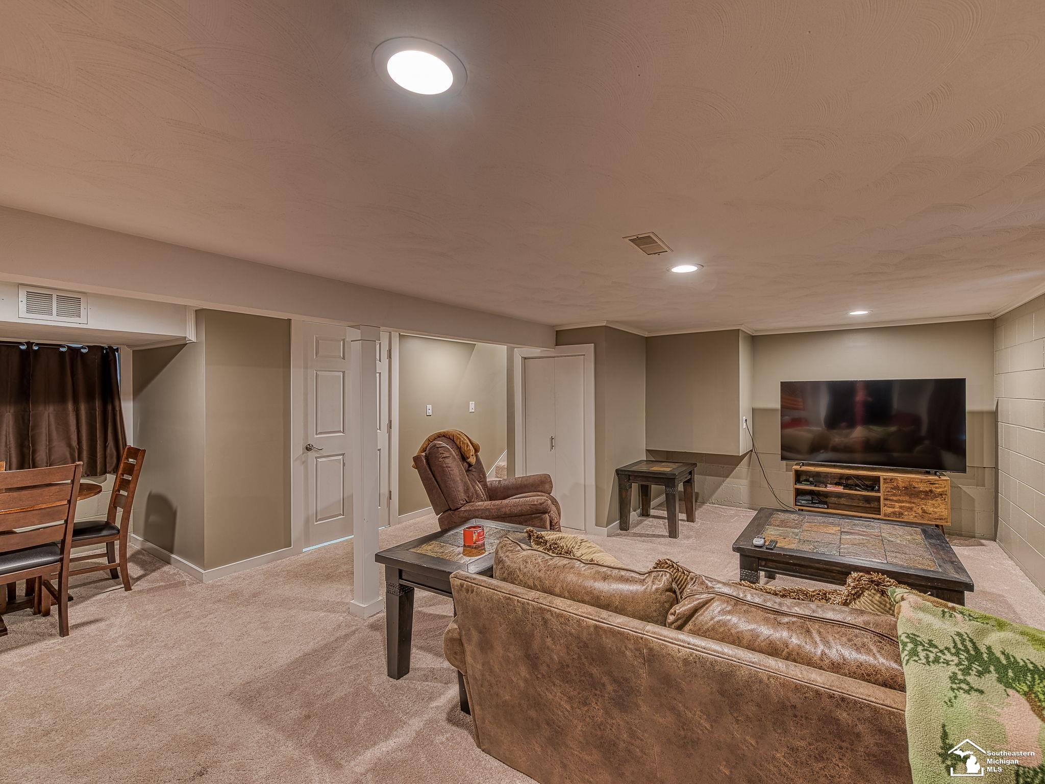 11778 Douglas Road Temperance, MI 48182 - Photo 15 of 24