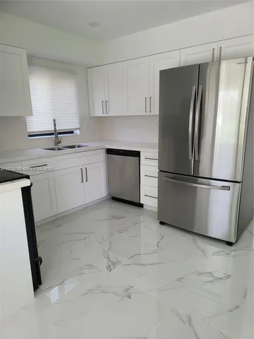 $3,600 | 8900 Southwest 5th Terrace, Miami, FL 33174