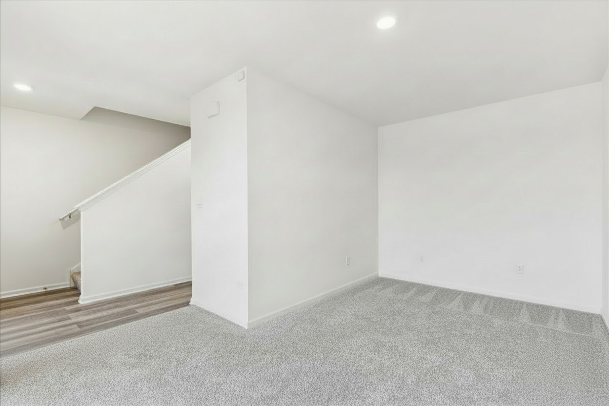 306 Summit Circle Lombard, IL 60148 - Photo 20 of 23 a view of an empty room