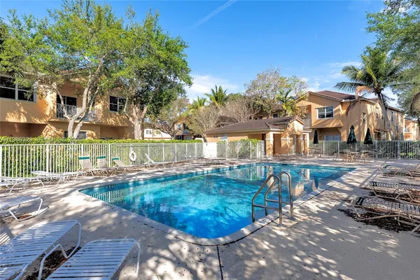 $2,500 | 2905 Crestwood Terrace, Unit 3203, Margate, FL 33063