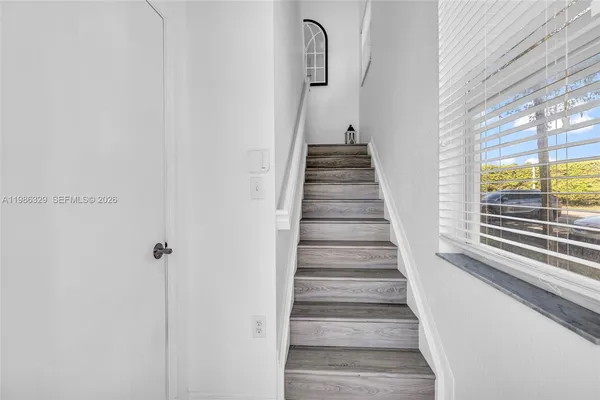 $2,500 | 2905 Crestwood Terrace, Unit 3203, Margate, FL 33063