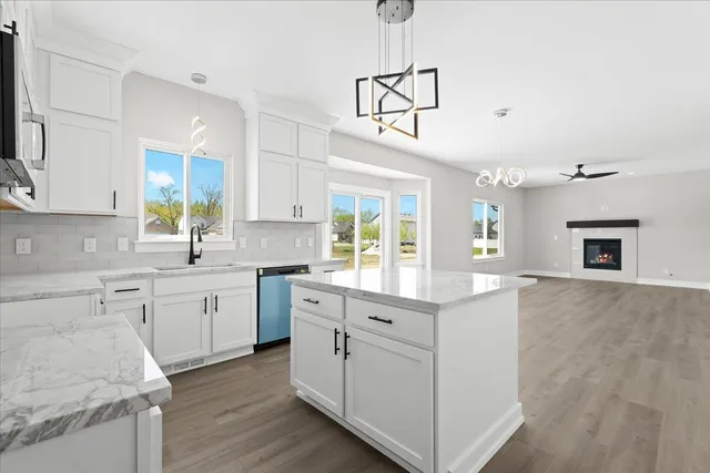 $499,900 | 37642 Scone Court, Livonia, MI 48154