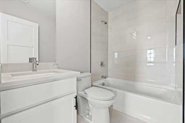 $499,900 | 37642 Scone Court, Livonia, MI 48154