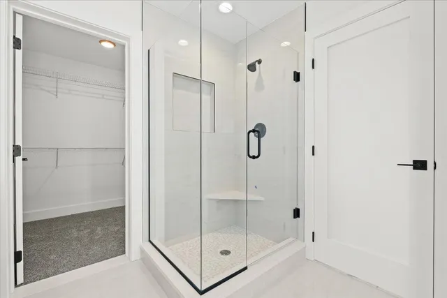 $499,900 | 37642 Scone Court, Livonia, MI 48154