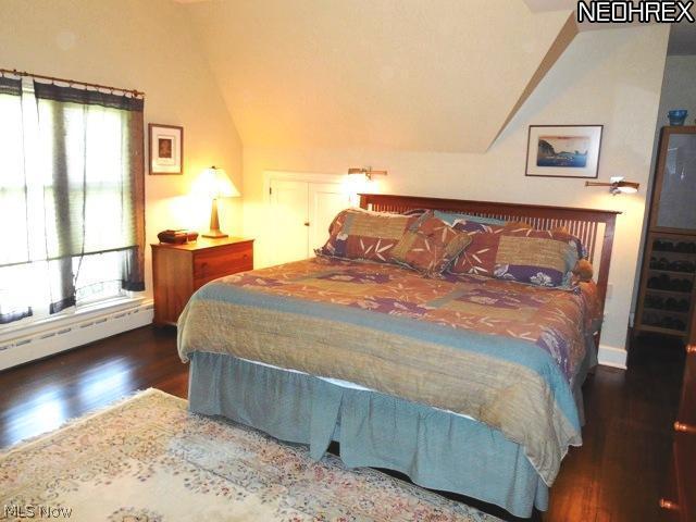 2889 Torrington Road Beachwood, OH 44122 - Photo 13 of 25 The Master Bedroom has built-in closet cabinetry and hardwood floor. It opens to the large, updated Main Bath.