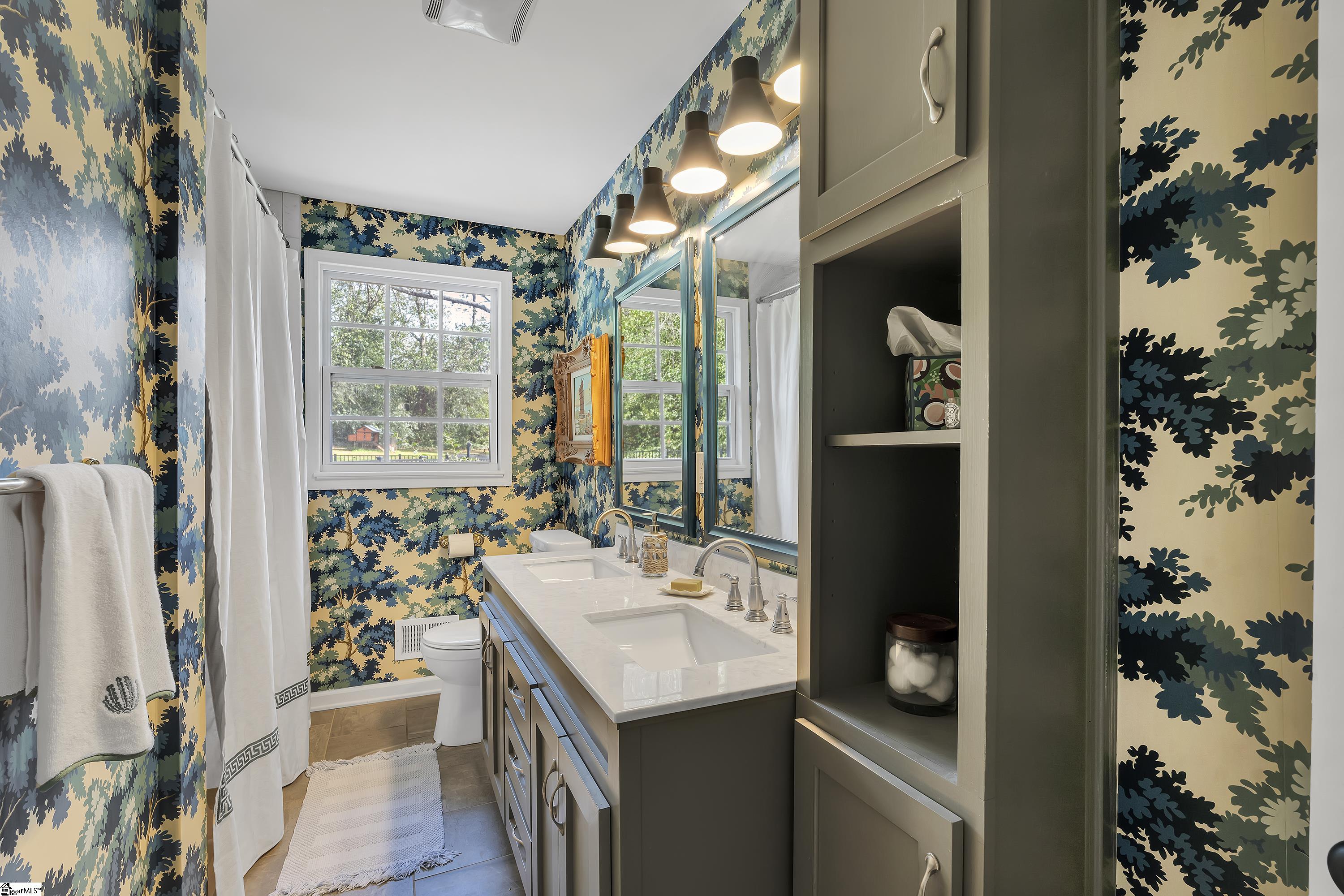 120 Lullwater Road Greenville, SC 29607 - Photo 20 of 28 Gallery Image 20