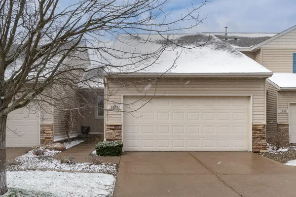 $259,900 | 1361 South Village Circle, Kalamazoo, MI 49009