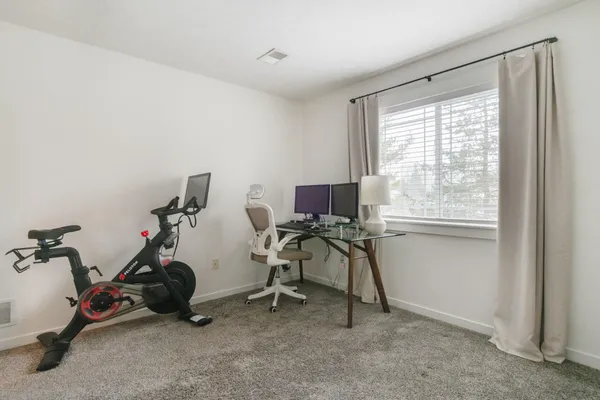 $259,900 | 1361 South Village Circle, Kalamazoo, MI 49009