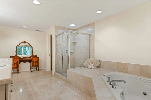 $1,495,000 | 60 Pheasant Drive, East Greenwich, RI 02818