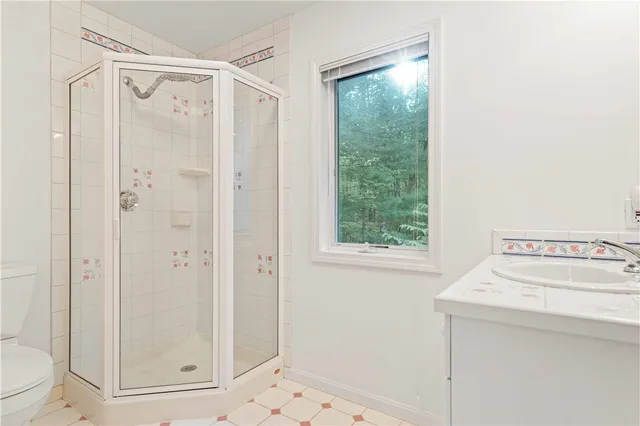 $1,495,000 | 60 Pheasant Drive, East Greenwich, RI 02818