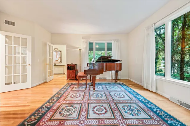 $1,495,000 | 60 Pheasant Drive, East Greenwich, RI 02818